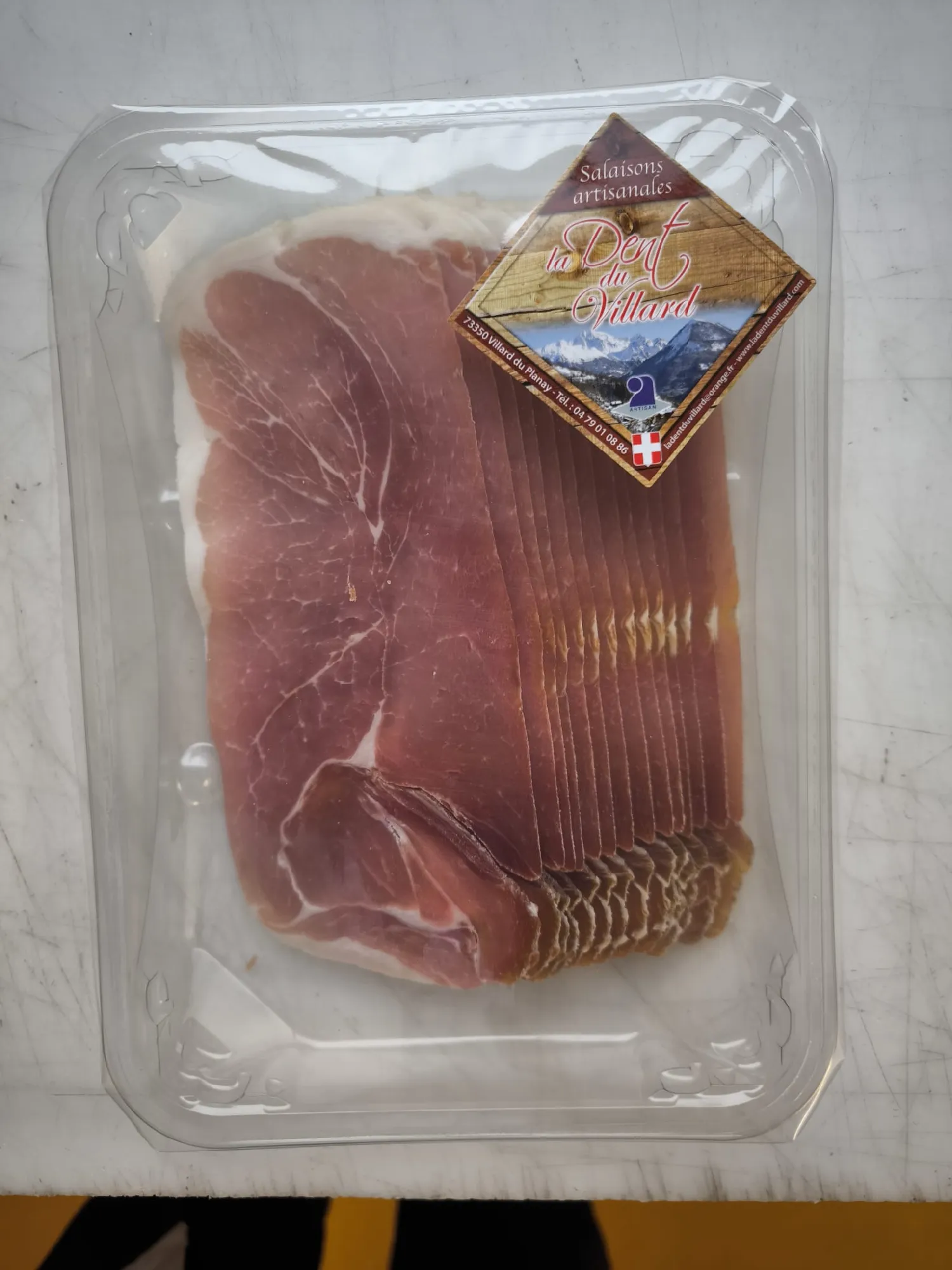 Grosse barquette de charcuterie tranchée - idéal pour les restaurateurs